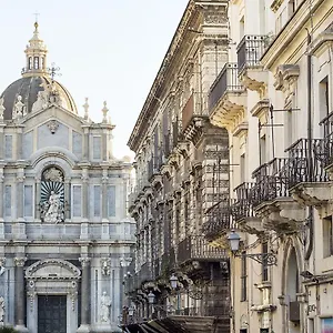 https://duomo-suites-spa.sicilyhotelsitaly.net
